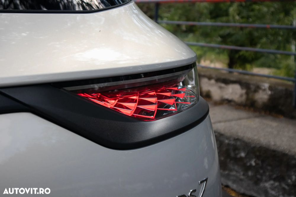 DS Automobiles DS 7 Crossback DS7 1.6 PHeV FWD 225 EAT8 PERFORMANCE LINE + - 31