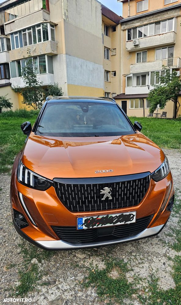 Peugeot 2008 1.2 L PureTech STT EAT8 GT Line - 1