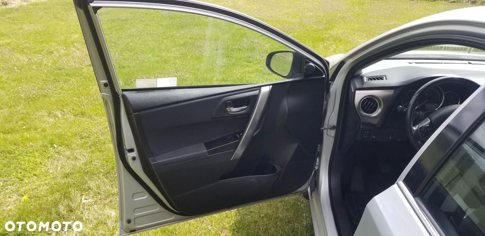 Toyota Auris 1.6 Active - 6
