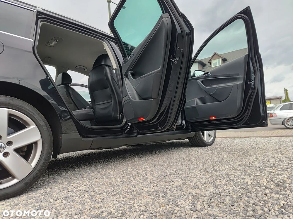 Volkswagen Passat 2.0 TDI DPF DSG Highline - 12