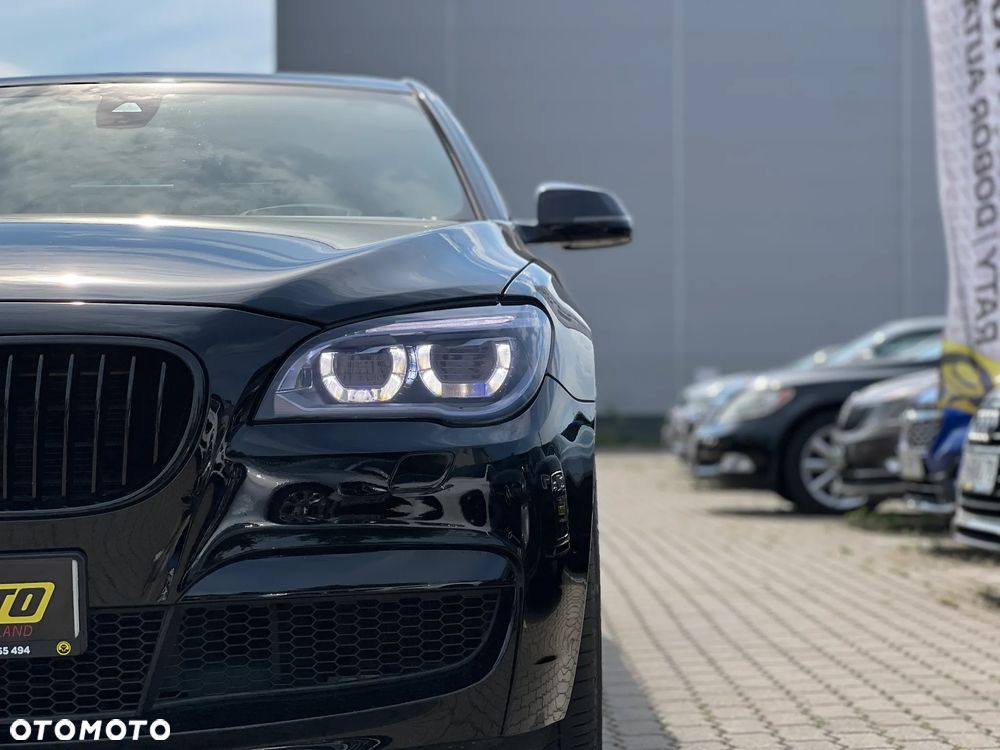 BMW Seria 7 - 12