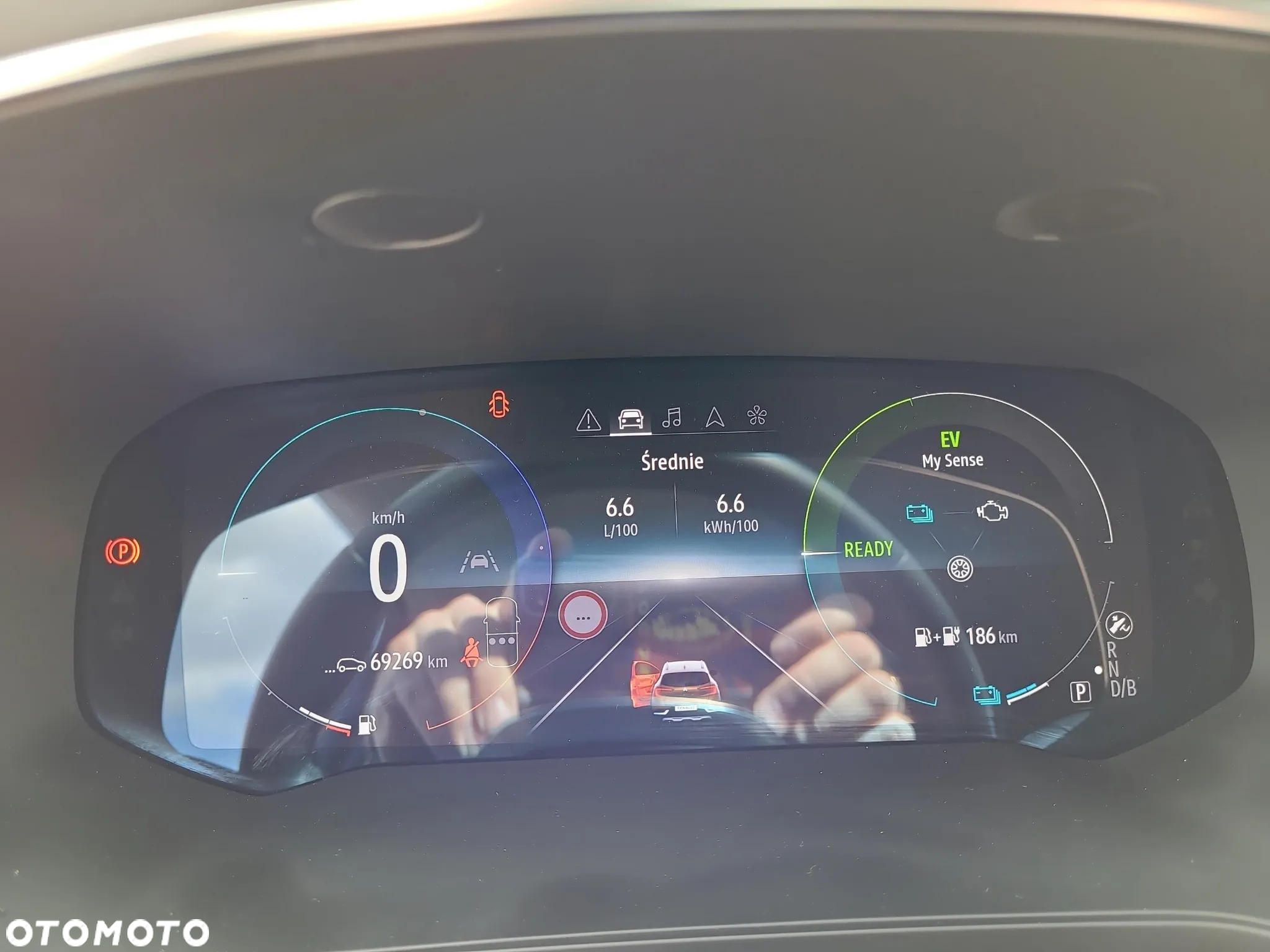Renault Captur 1.6 E-TECH Plug-In Intens - 14