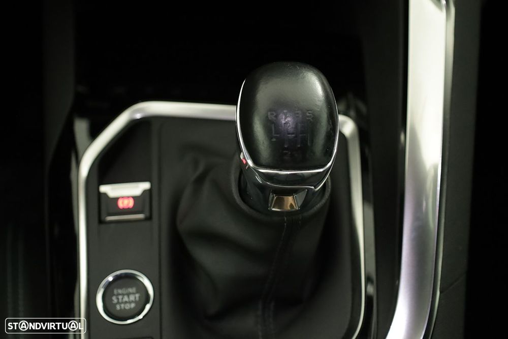 Peugeot 3008 1.2 PureTech Allure Pack - 14