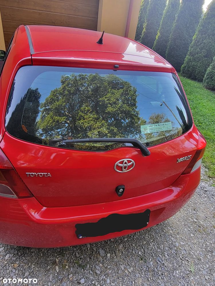 Toyota Yaris 1.0 Entry - 3