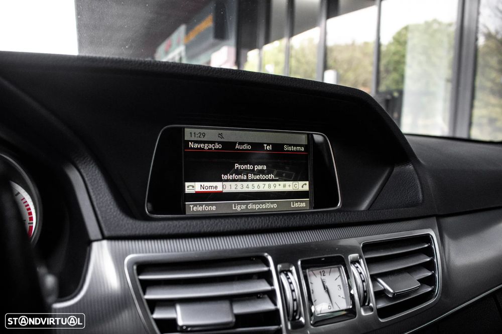Mercedes-Benz E 300 Bluetec Hybrid Avantgarde - 34