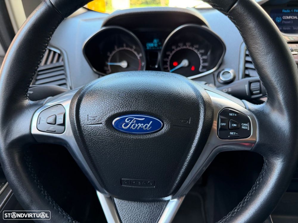 Ford EcoSport 1.0 EcoBoost Titanium - 11