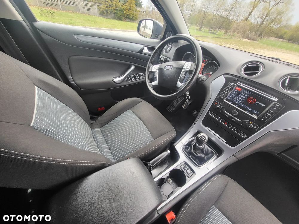 Ford Mondeo 2.0 TDCi Business Edition - 25