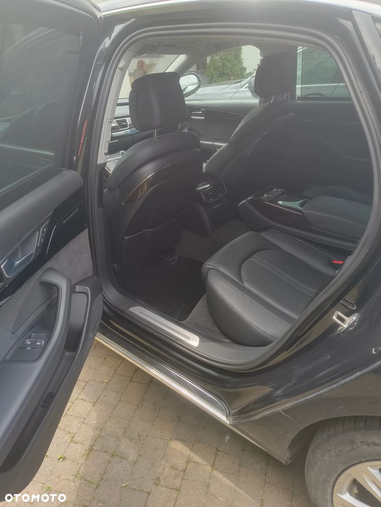Audi A8 4.2 FSI L Quattro - 8