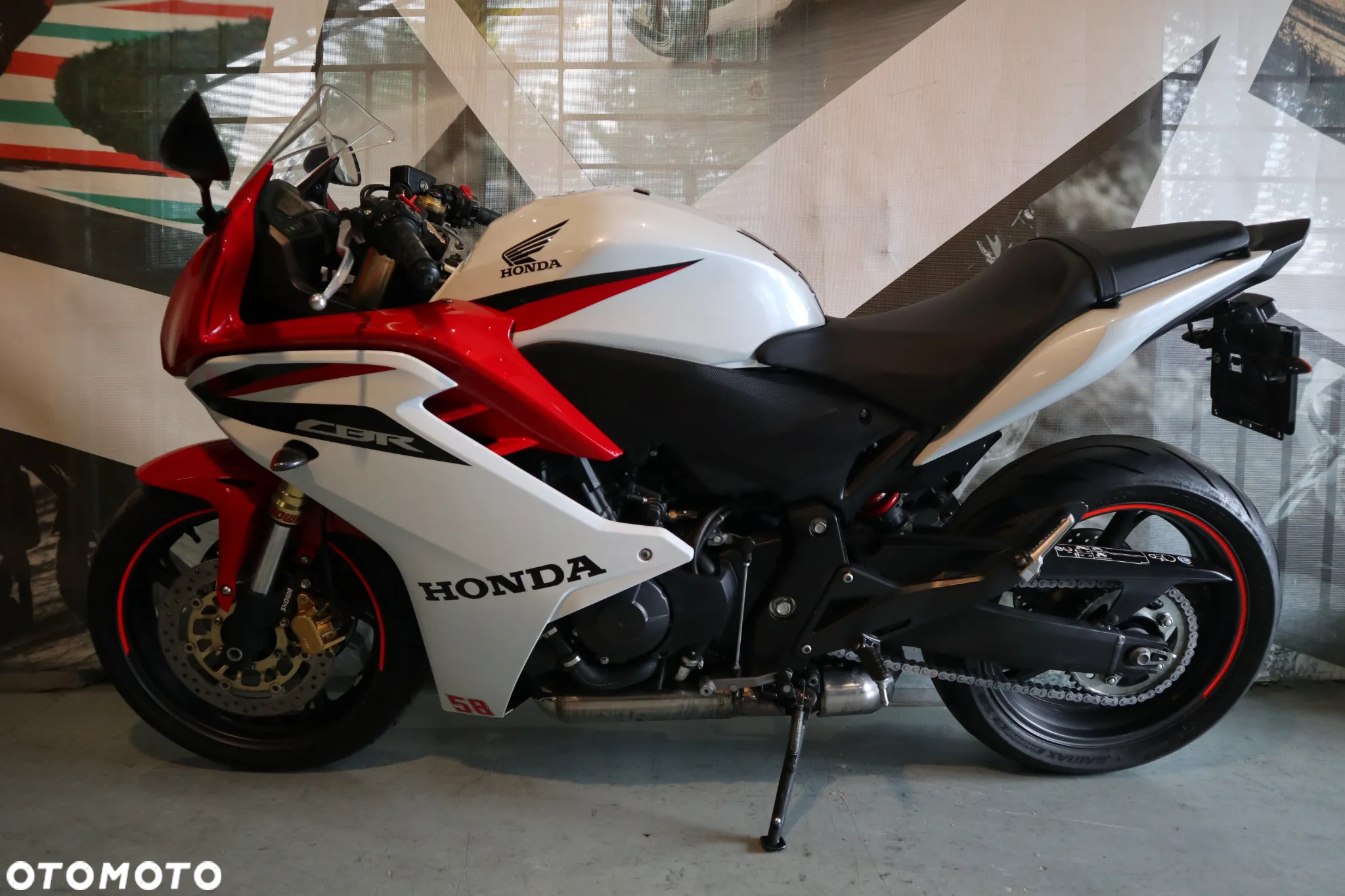 Honda CBR - 4