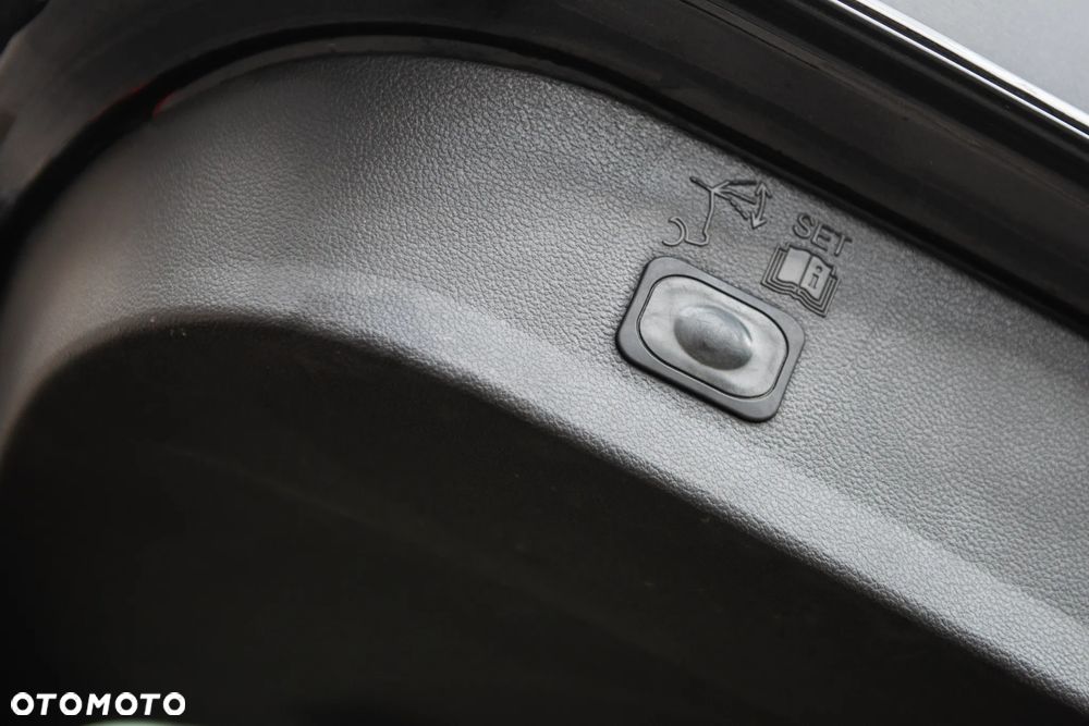 Ford Kuga 2.0 TDCi 4x4 Titanium - 15