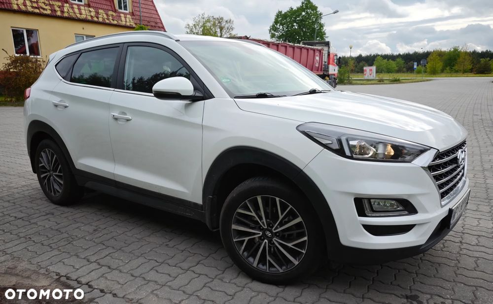 Hyundai Tucson - 2