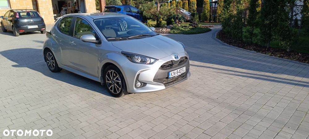 Toyota Yaris - 1