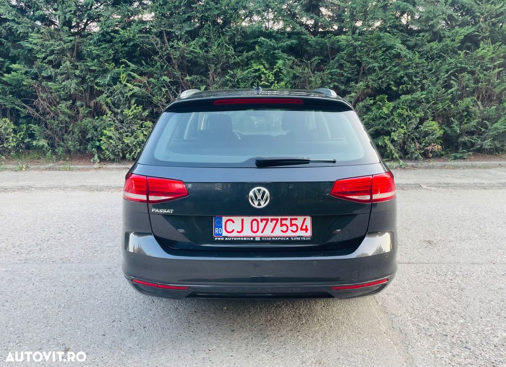 Volkswagen Passat Variant 1.6 TDI (BlueMotion Technology) DSG Trendline - 30