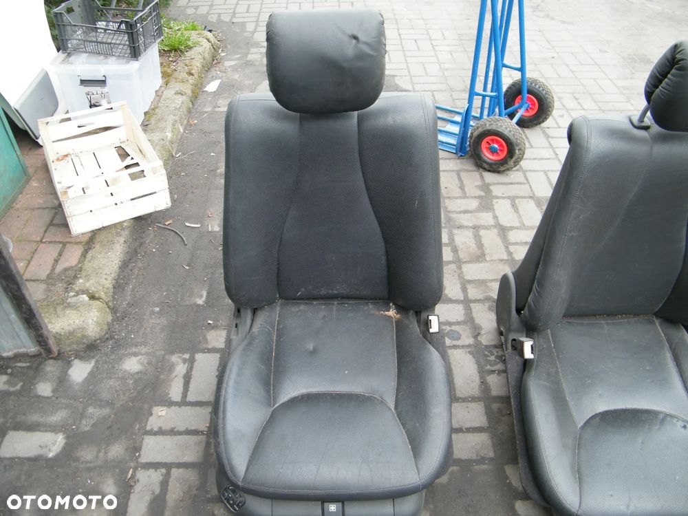 Fotele przód kanapa tył komplet czarna skóra Mercedes W220 S klasa 3.2 CDI (2001r.) - 3