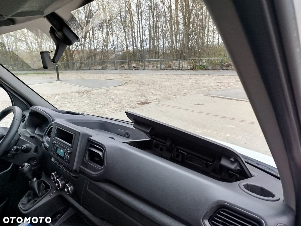 Renault Master - 25
