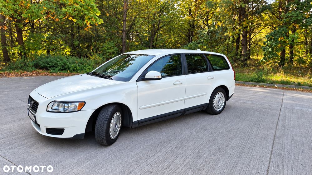 Volvo V50 2009 photo 5