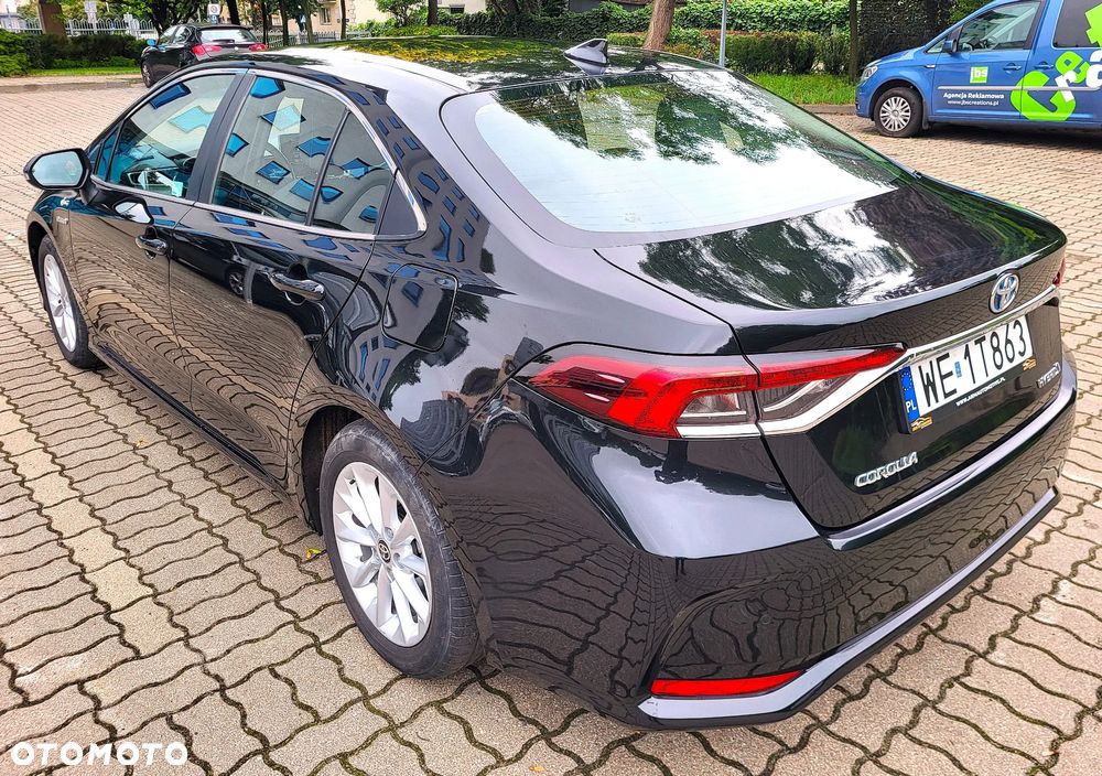 Toyota Corolla 1.8 Hybrid Comfort - 10