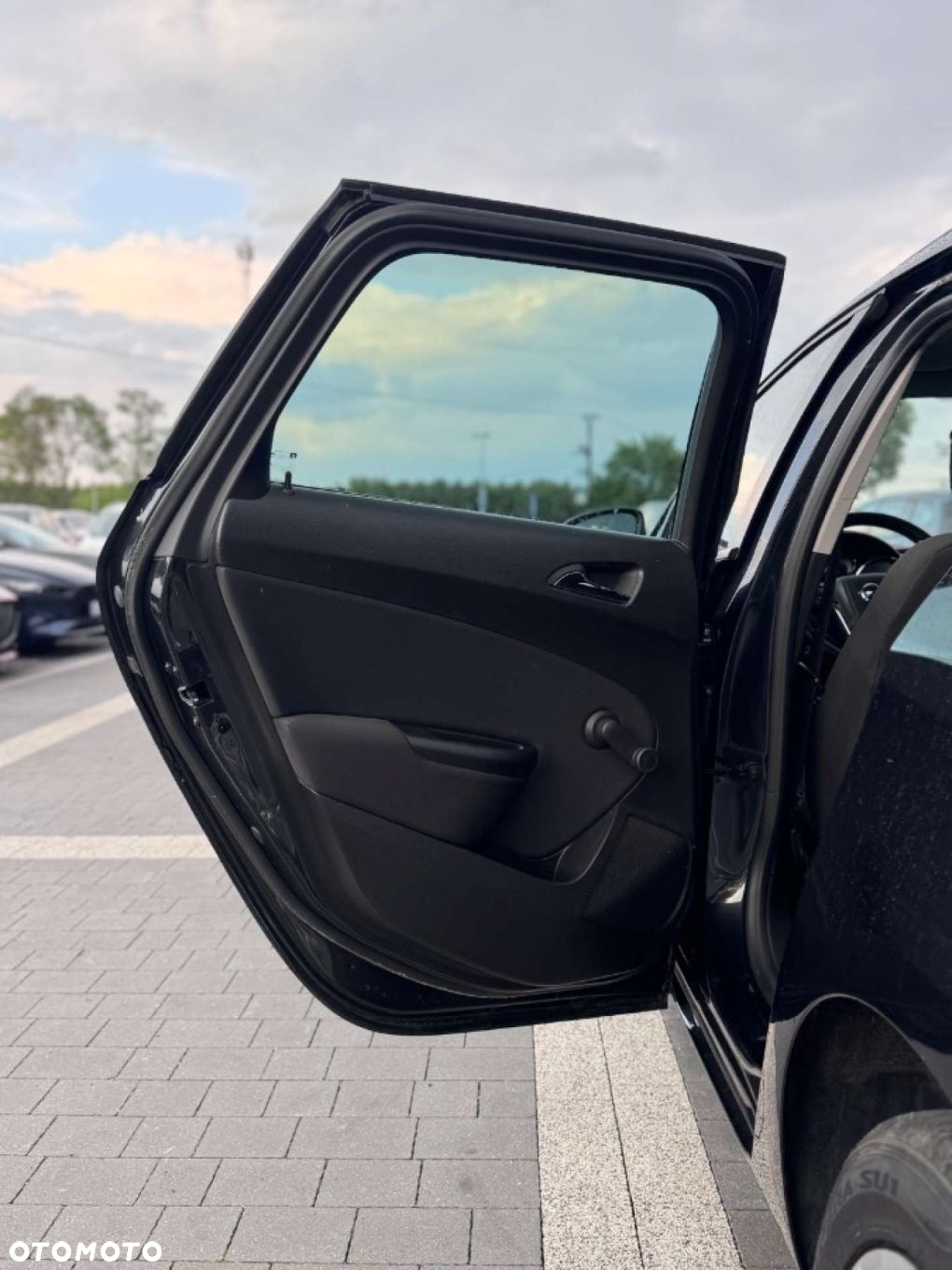 Opel Astra - 16