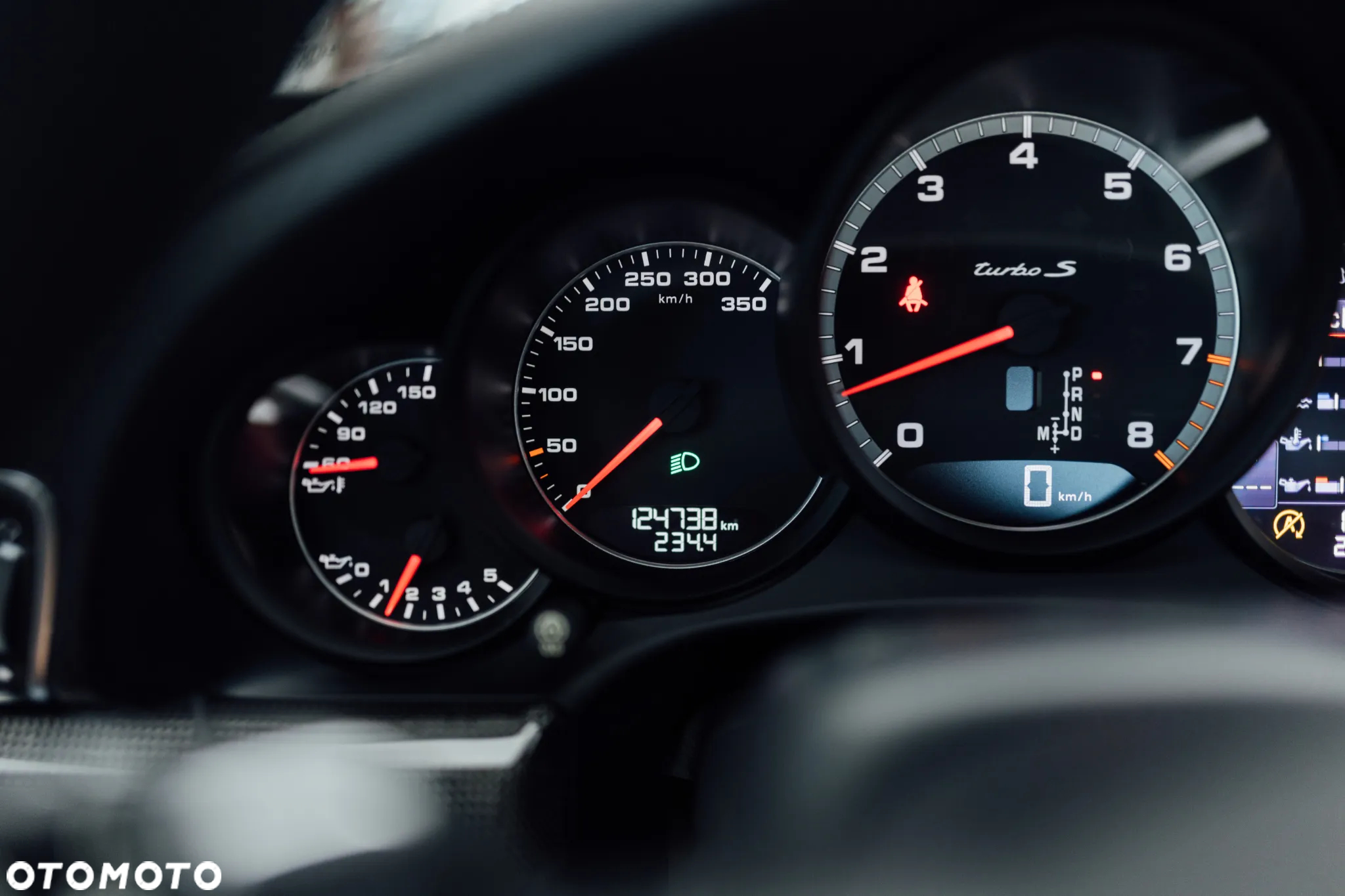 Porsche 911 Turbo S - 30
