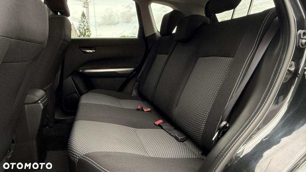 Suzuki Vitara - 32