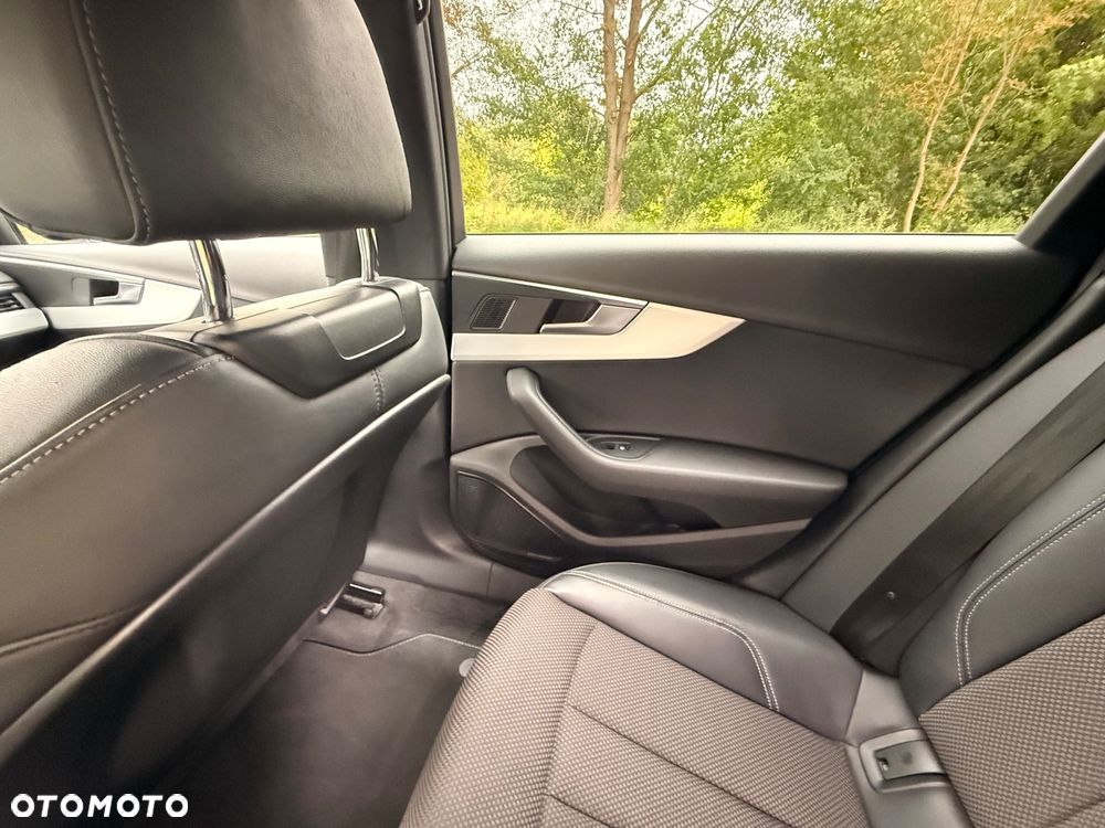 Audi A4 Avant - 27