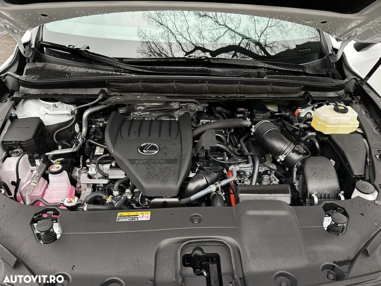 Lexus Seria RX - 15