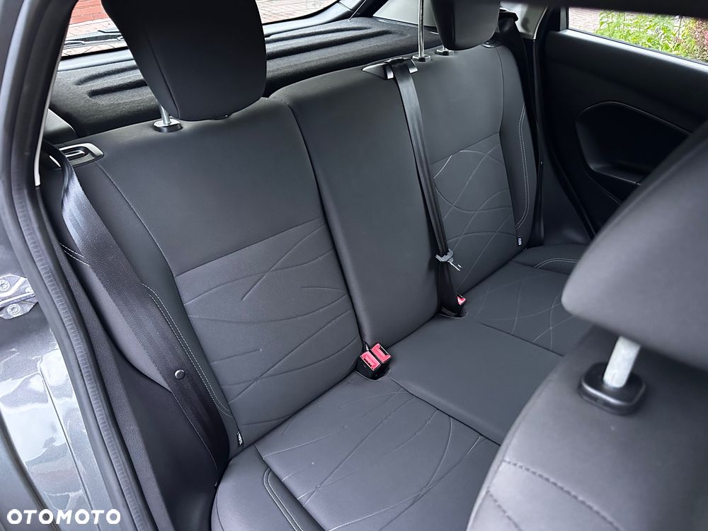 Ford Fiesta 1.25 Silver X (Ambiente) - 23