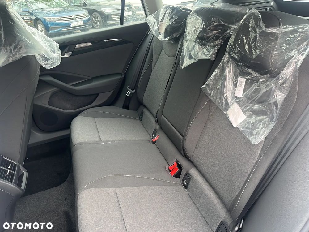 Volkswagen Passat 1.5 TSI EVO Essence DSG - 9