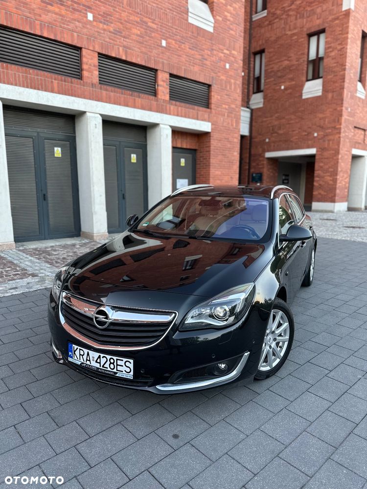 Opel Insignia 2.0 SIDI Turbo 4x4 Sports Tourer ecoFLEX Business Edition - 4