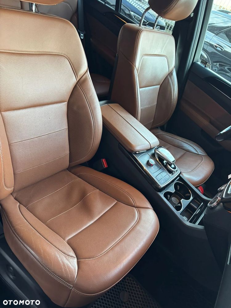 Mercedes-Benz GLE 350 d 4-Matic - 34