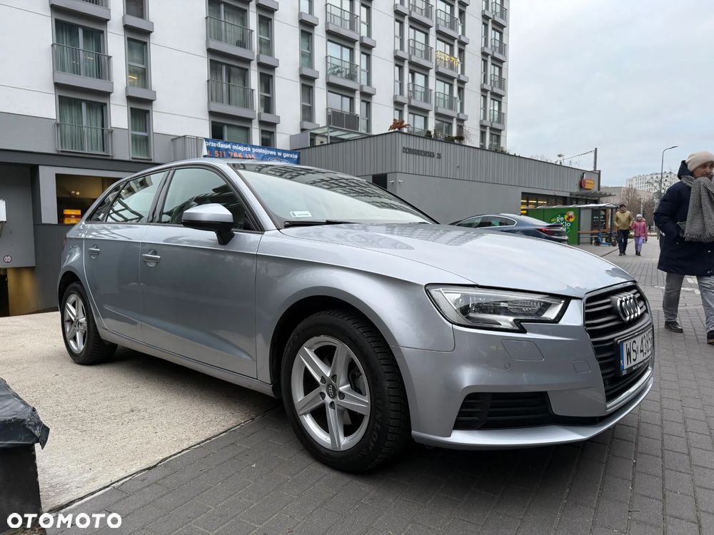 Audi A3 Sportback - 2