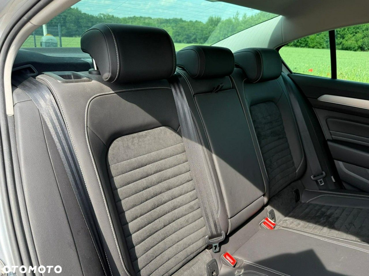 Volkswagen Passat 2.0 TDI SCR Business Plus DSG - 16