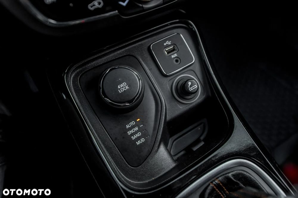 Jeep Compass 1.4 TMair Limited 4WD S&S - 37