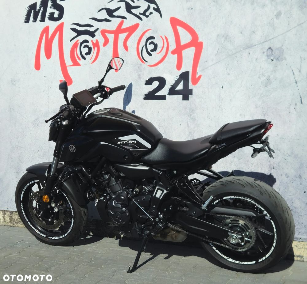 Yamaha MT - 5