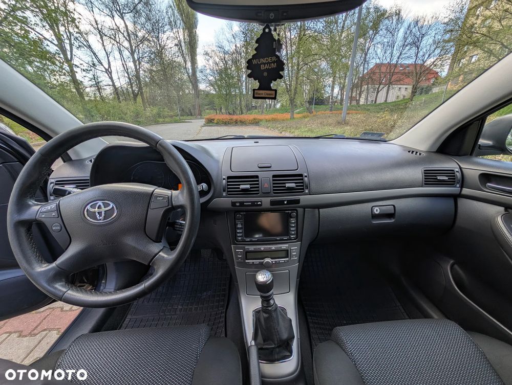 Toyota Avensis 2.0 D-4D Team - 9