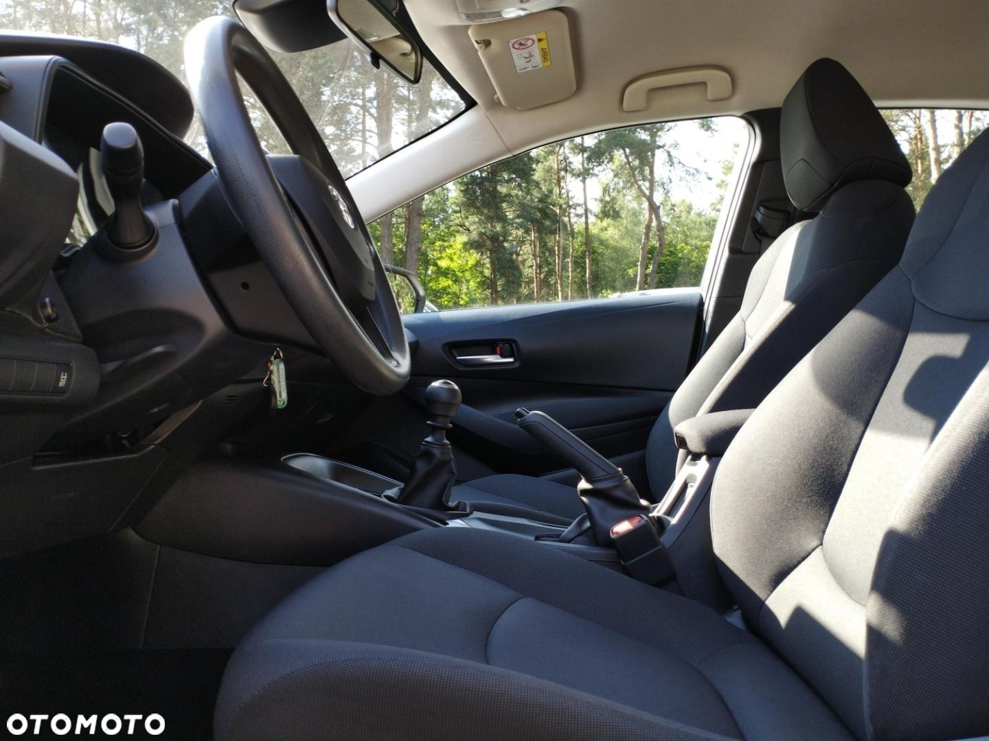 Toyota Corolla - 12