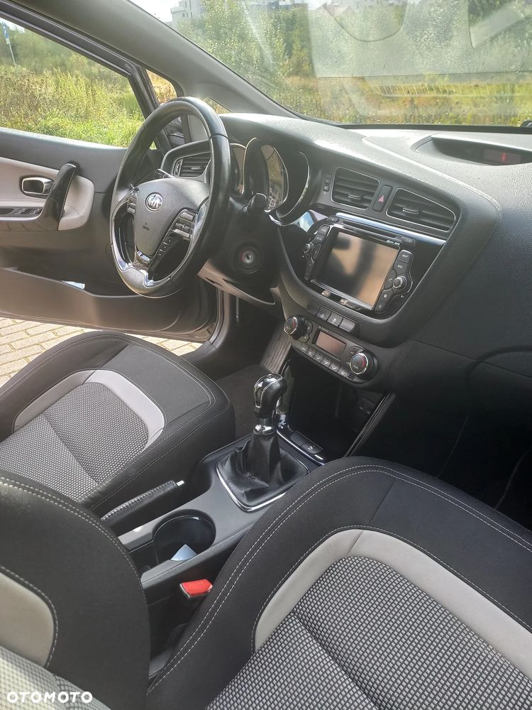 Kia Ceed 1.6 GDI XL - 7