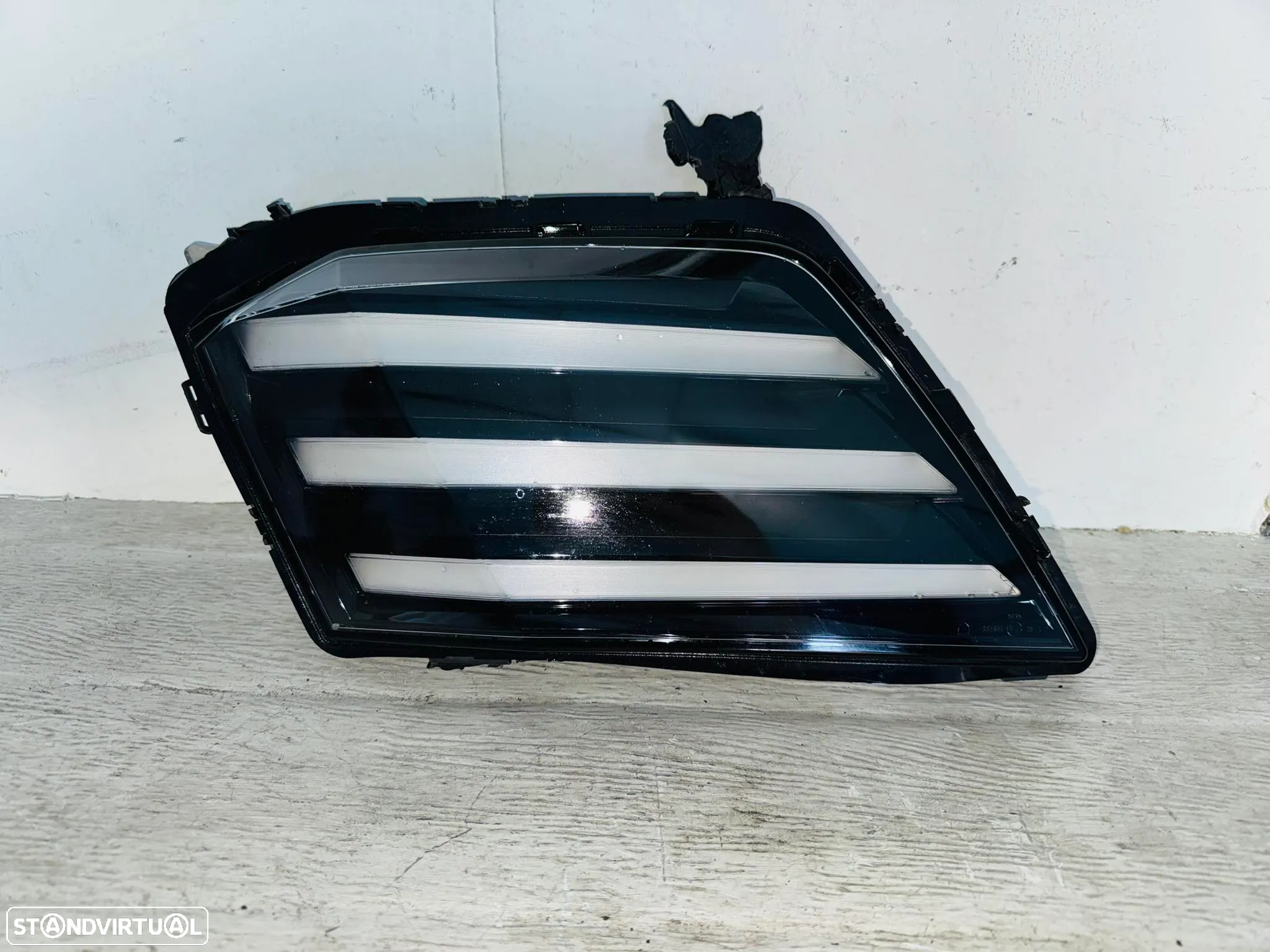 Farol Diurno Peugeot 208 / Peugeot 2008 - 2023 / 2025 - 2