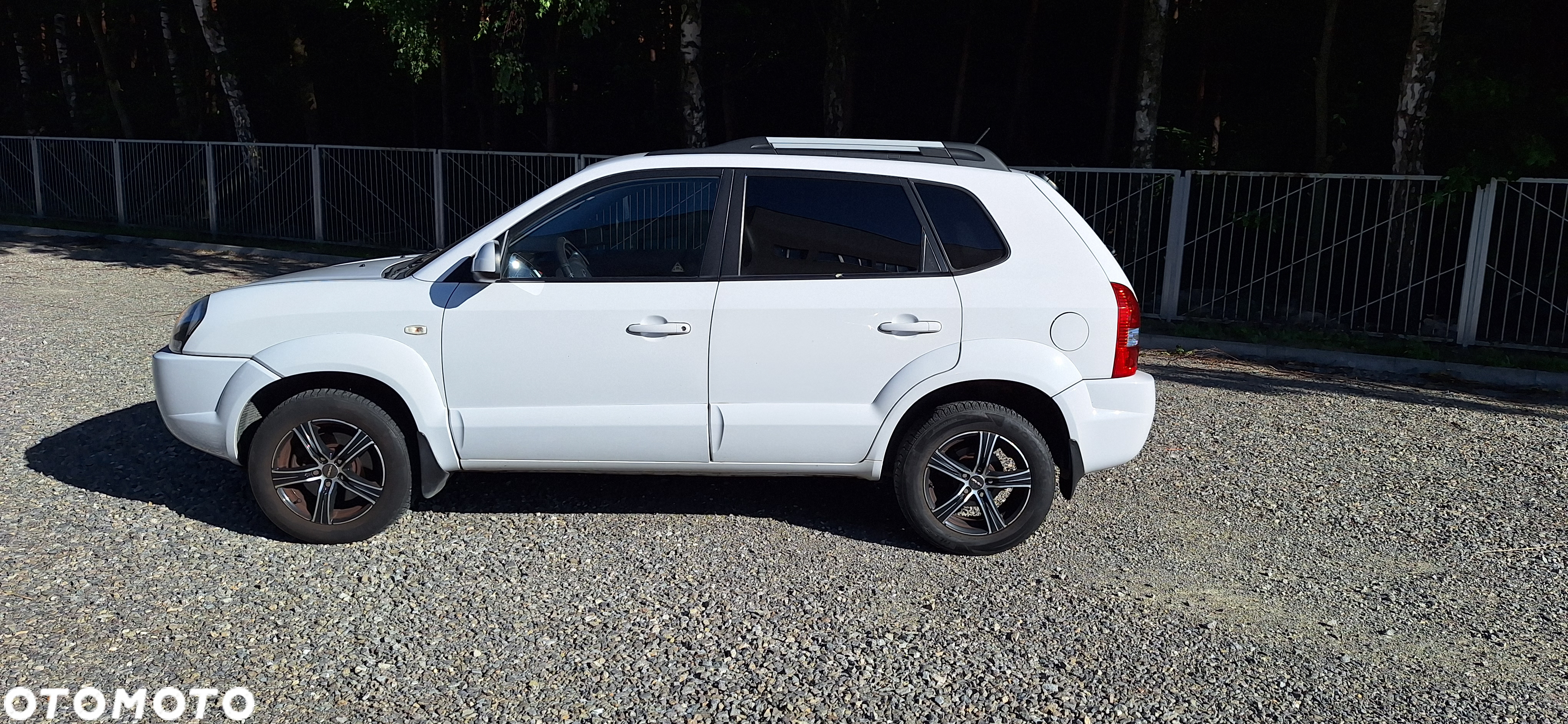 Hyundai Tucson 2.0 Elegance / Premium - 2