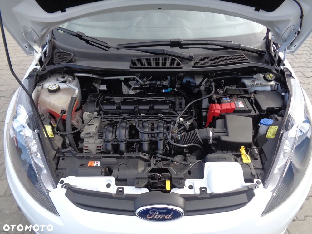 Ford Fiesta 1.25 Titanium EU5 - 6