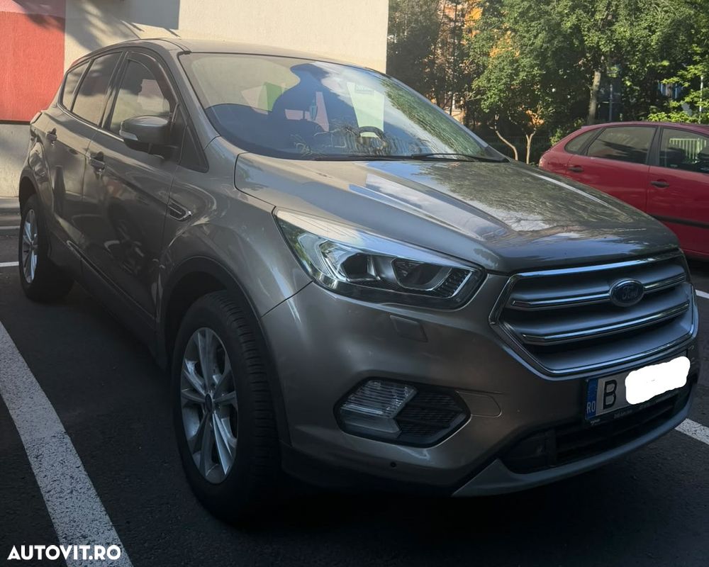 Ford Kuga 2.0 TDCi 4WD Powershift Titanium - 5