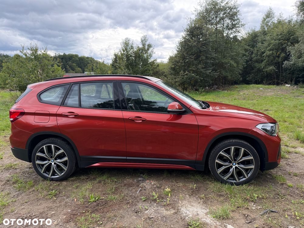 BMW X1 sDrive18d Sport Line - 4