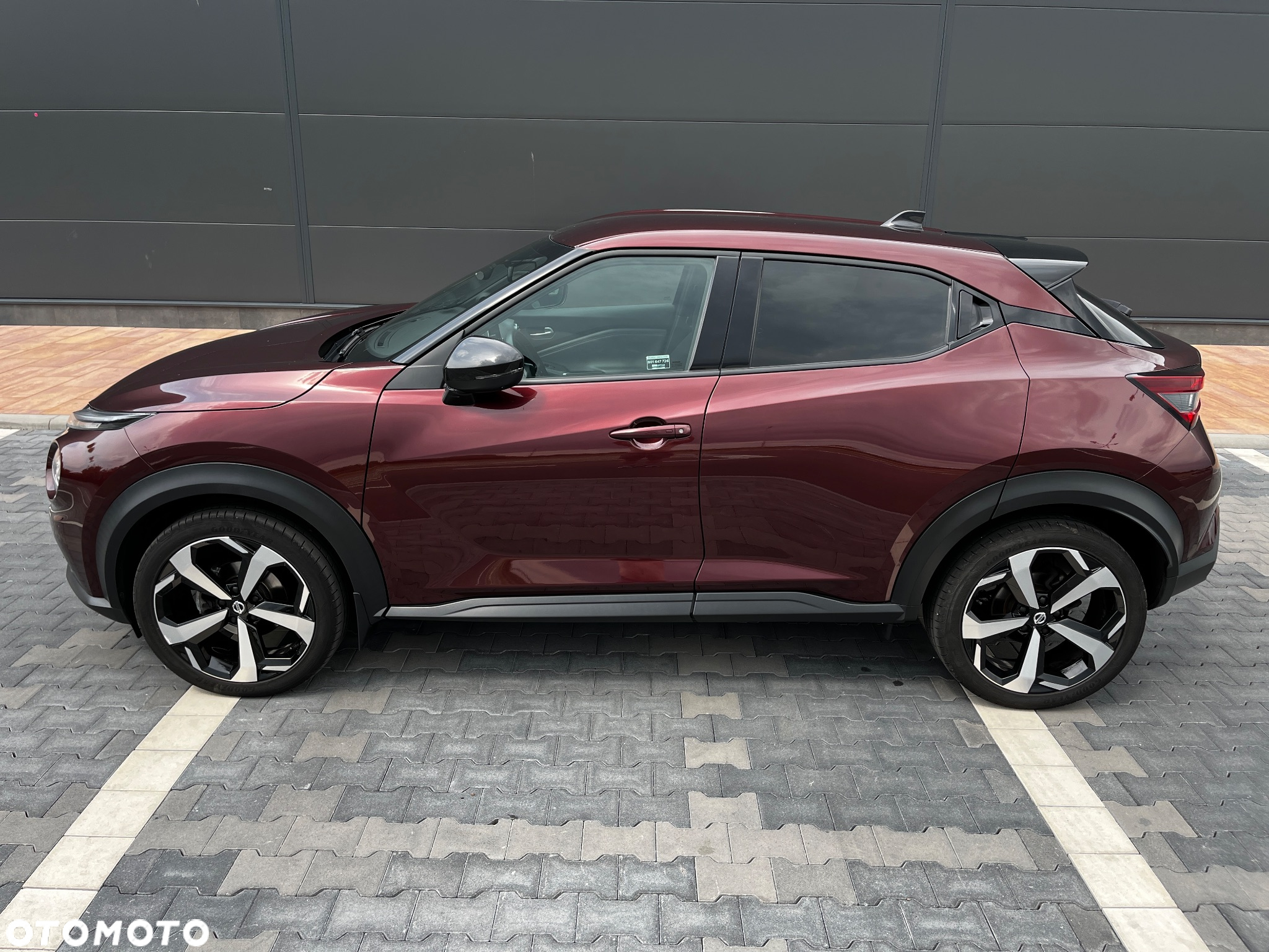 Nissan Juke 1.0 DIG-T N-Connecta - 9