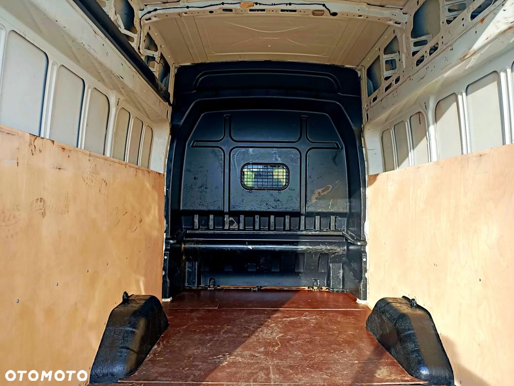 Ford Transit Maxi Brygadówka Blaszak 6 osobowy - 11