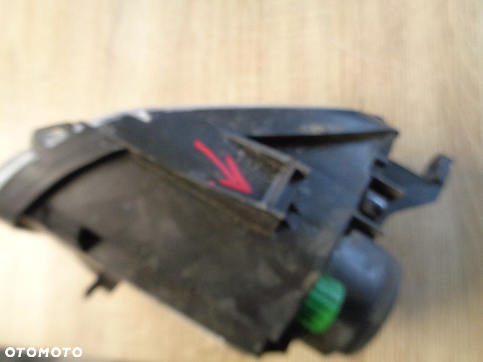 FIAT 500 LIFT LAMPA LEWY PRZÓD EUROPA - 3