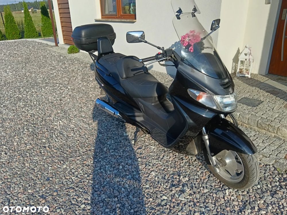 Suzuki Burgman - 1