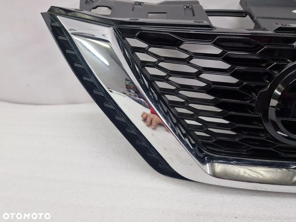 NISSAN QASHQAI II 2 LIFT 17- ATRAPA / GRILL PRZEDNI PRZÓD , NR 6932U100 / 62310HV2 , NR AUKCJI GL386 - 6