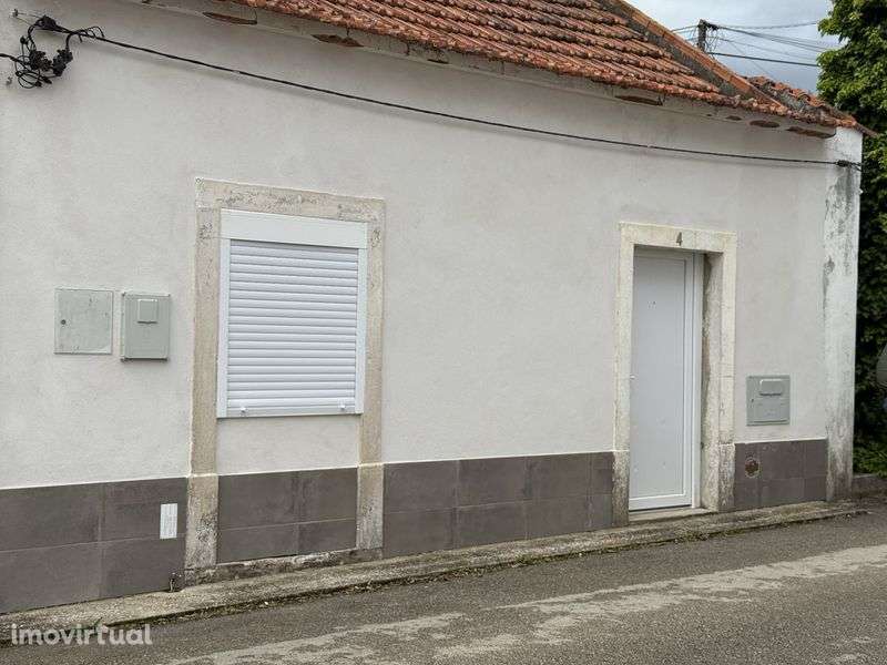 Moradia no centro de Casével - Grande imagem: 2/8