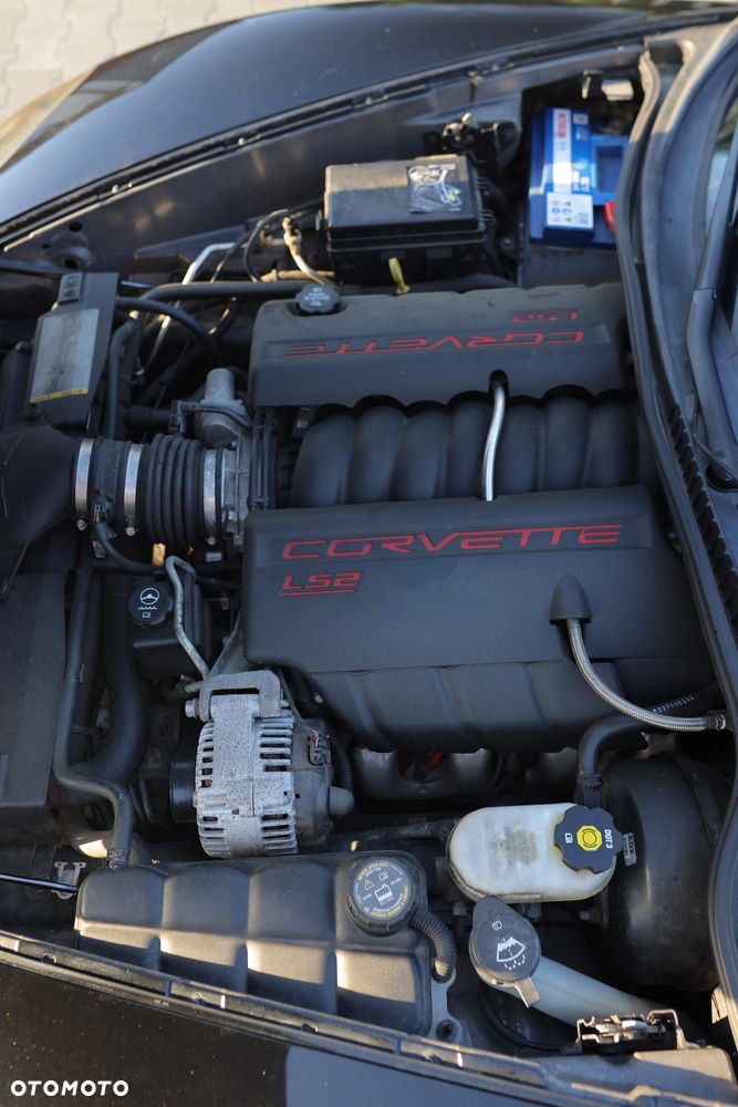 Chevrolet Corvette - 23
