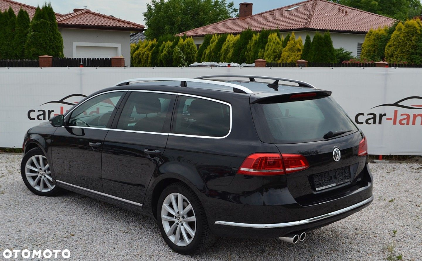 Volkswagen Passat - 11